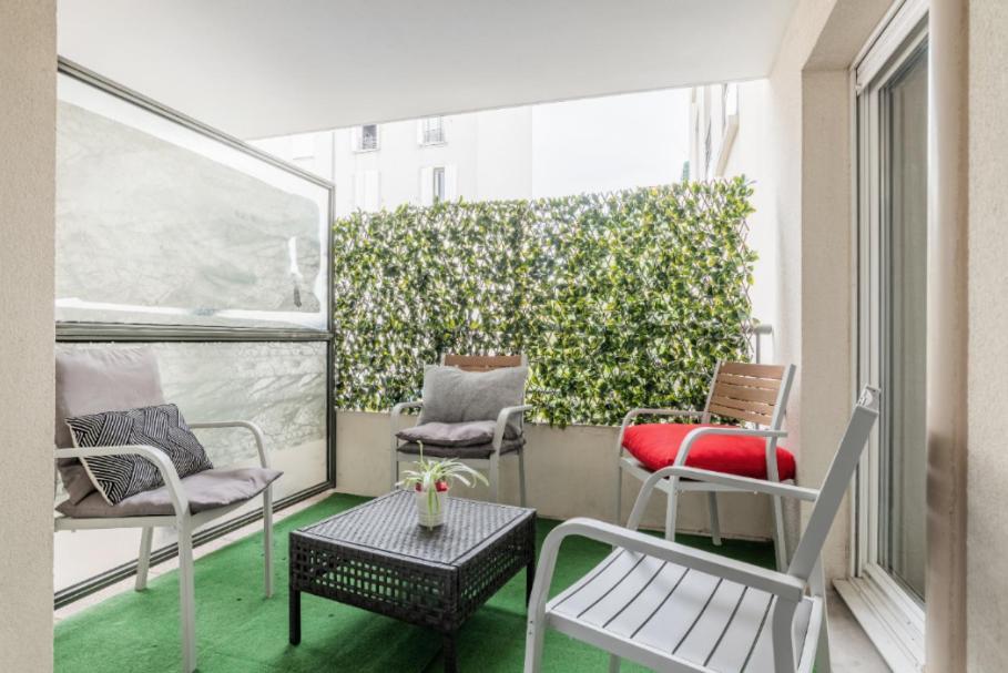 Appartement Spacieux Avec Terrasse Pres De Paris Et Du Stade De France 圣但尼 外观 照片