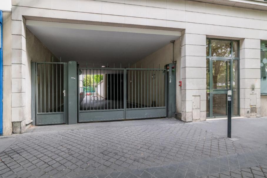 Appartement Spacieux Avec Terrasse Pres De Paris Et Du Stade De France 圣但尼 外观 照片